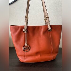 Miachel kors bag tote purse shoulder bag